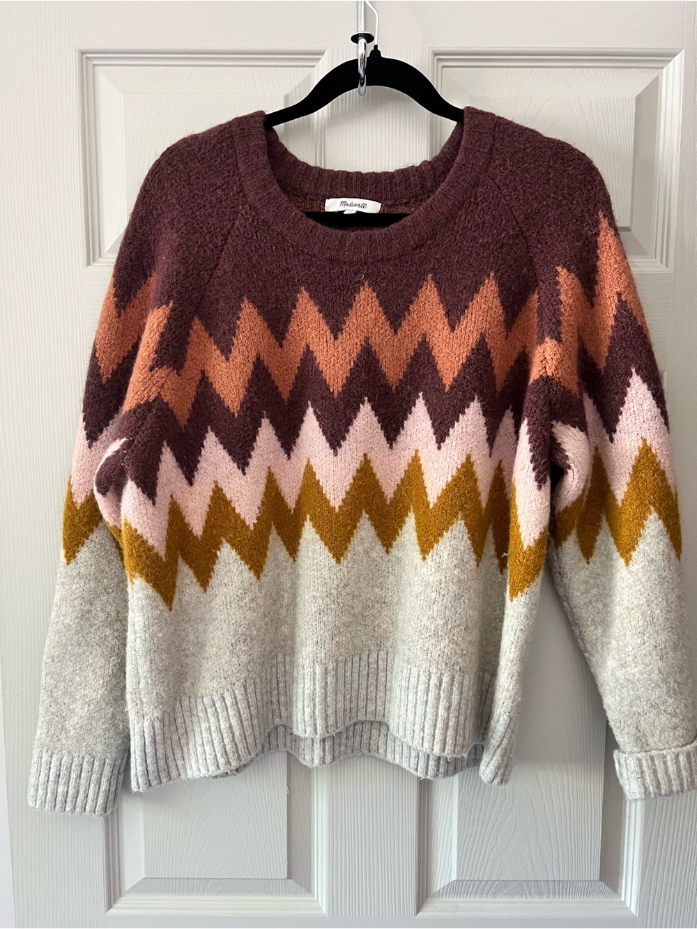 Cozy Chevron Pattern Crewneck Sweater - Multicolor